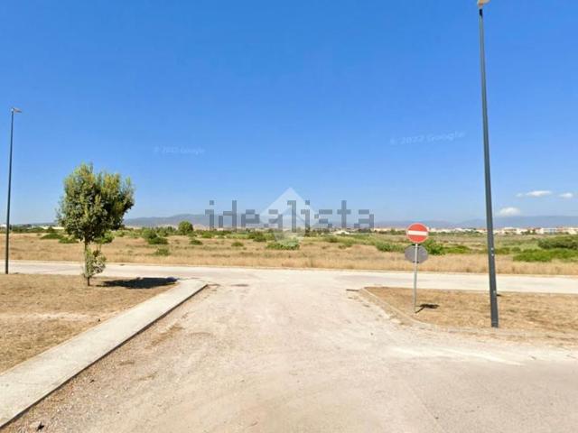 Terreno in vendita di 2885 m² in Via Pietro Nenni