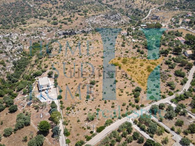 Terreno in vendita di 28000 m² in Via tommaso fazello, 228