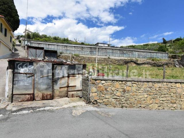 Terreno in vendita di 2800 m² in Strada Villa, 68