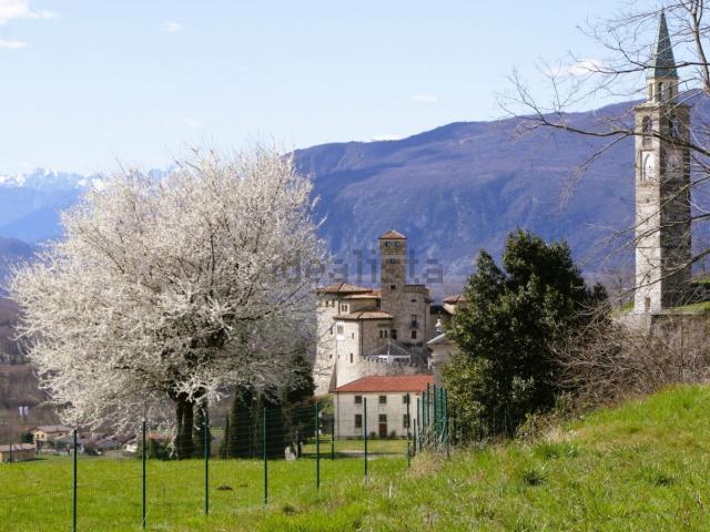 Terreno in vendita di 2800 m²