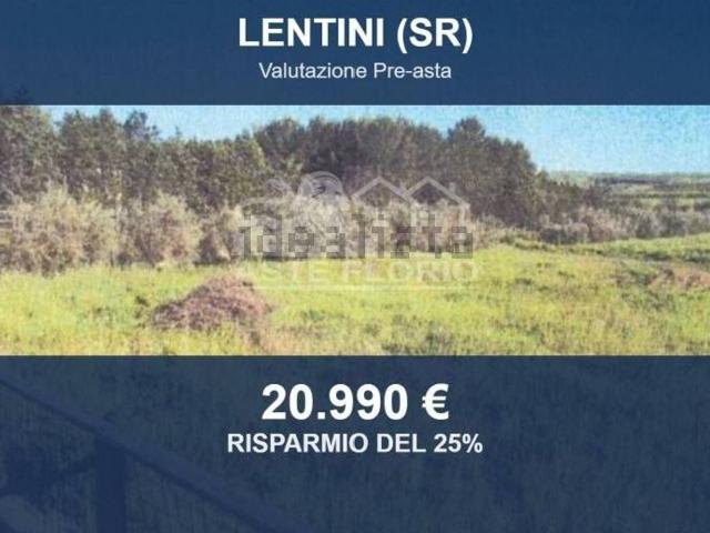 Terreno in vendita di 28070 m² in Strada Senza Nome