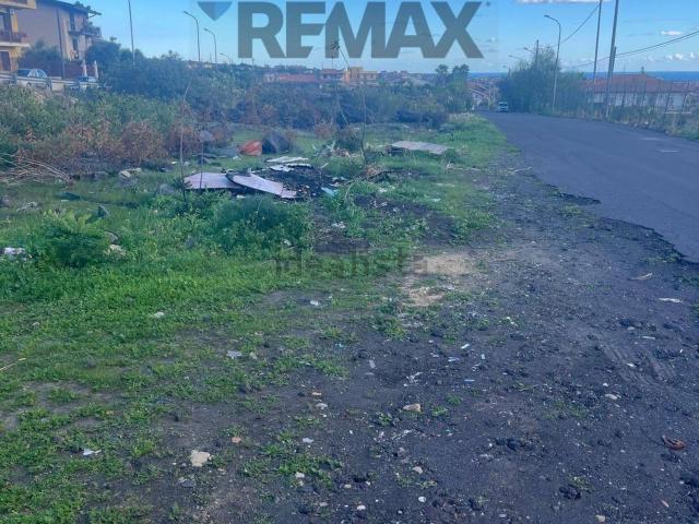 Terreno in vendita di 2830 m² in Via Serra Belvedere