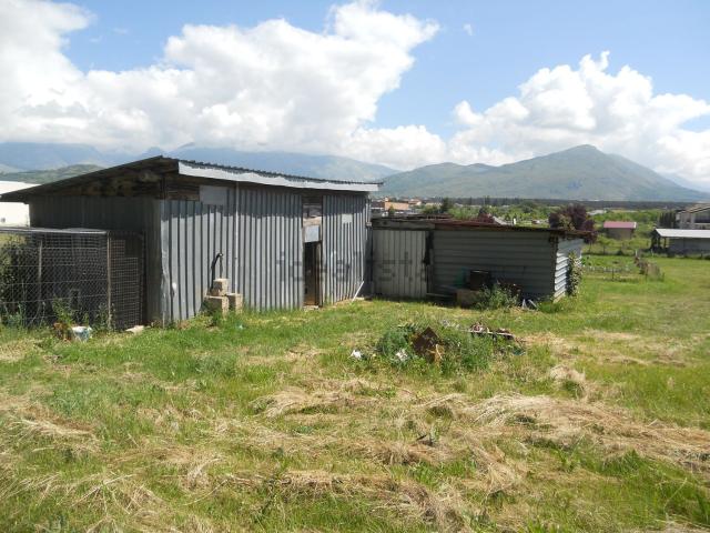 Terreno in vendita di 2834 m² in Via Tiburtina Valeria, 112