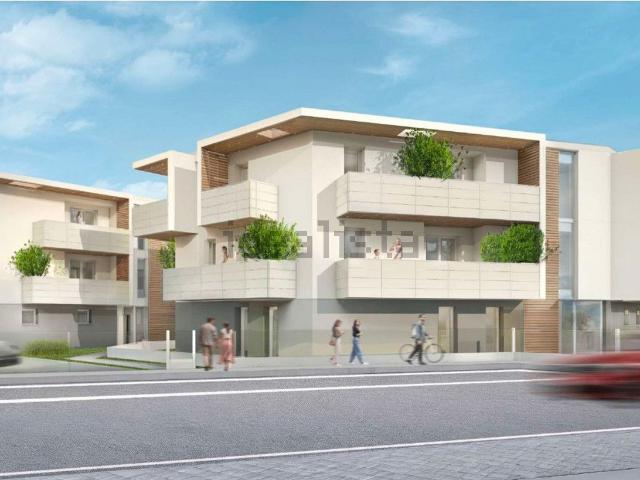 Terreno in vendita di 2900 m² in Via Aquileia