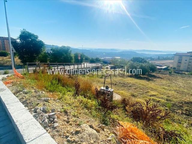 Terreno in vendita di 3070 m² in Via Padre Pio da Pietralcina