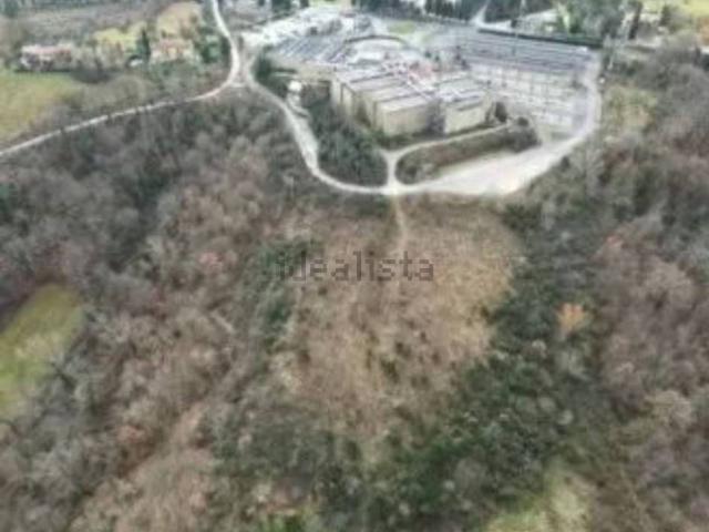 Terreno in vendita di 30741 m² in Strada Statale146