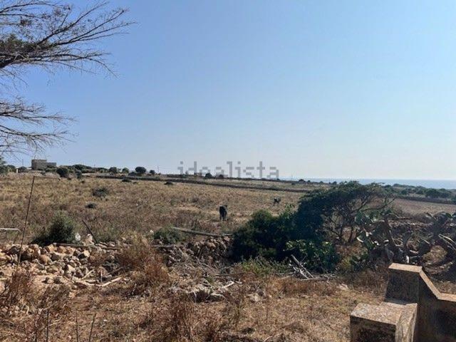 Terreno in vendita di 30000 m² in Strada Cala Grande, 22