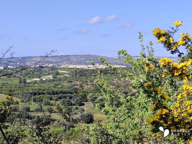 Terreno in vendita di 30000 m² in Strada Senza Nome