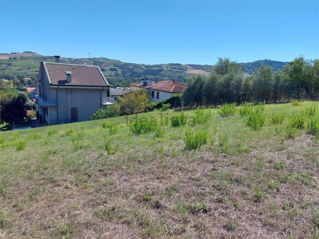 Terreno in vendita di 3000 m² in Via Luigi Mengozzi