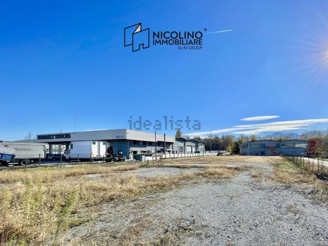 Terreno in vendita di 3000 m² in Via Mondovi, 23