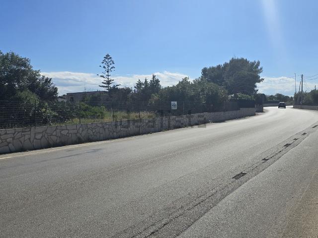 Terreno in vendita di 3000 m² in Via Paolo Borsellino