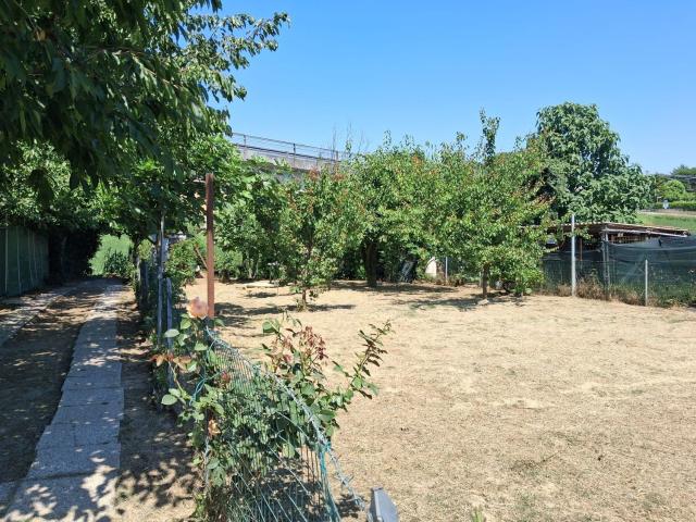 Terreno in vendita di 300 m²