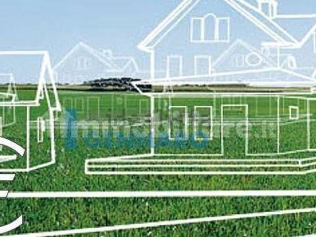 Terreno in vendita di 3143 m²
