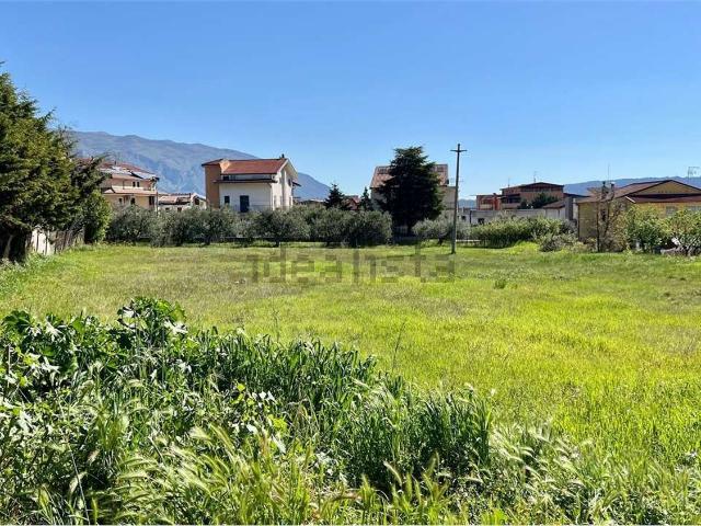 Terreno in vendita di 3250 m² in Via delle Betulle
