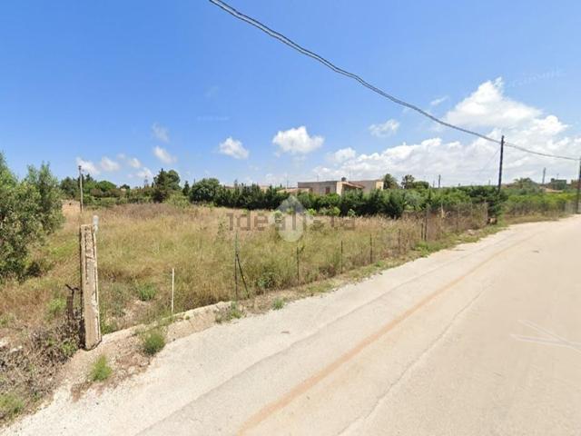 Terreno in vendita di 3270 m² in Contrada Cardilla