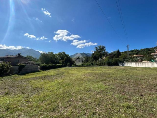 Terreno in vendita di 3340 m² in Via San Candida Ortali