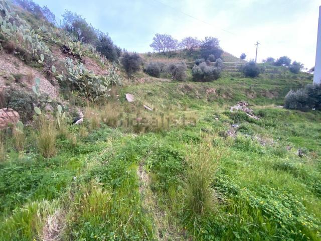 Terreno in vendita di 3300 m² in Contrada Casciano, 4