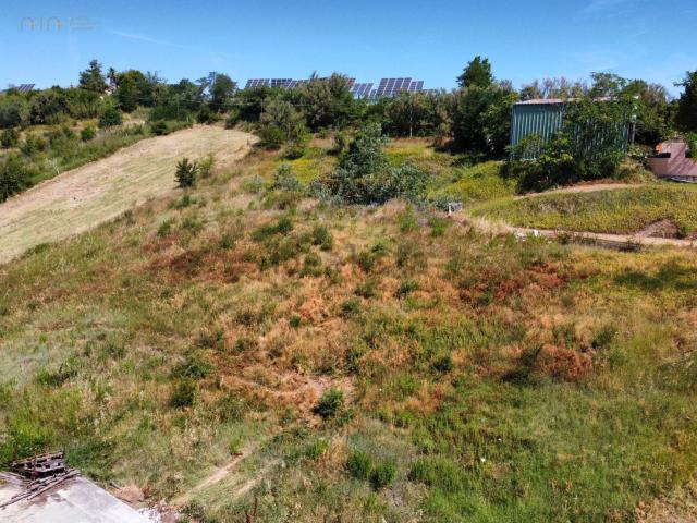 Terreno in vendita di 3476 m² in Via delle Tamerici