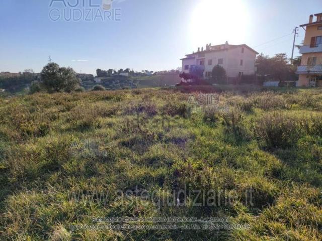 Terreno in vendita di 340 m² in Via San Giovanni
