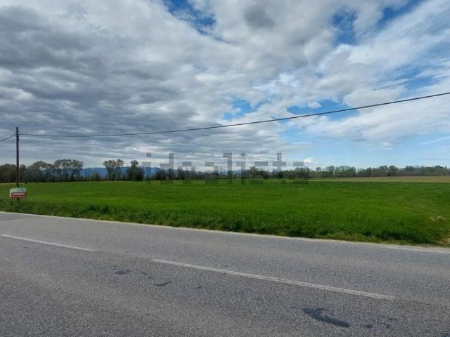 Terreno in vendita di 34149 m² in Via Grantorto, 18