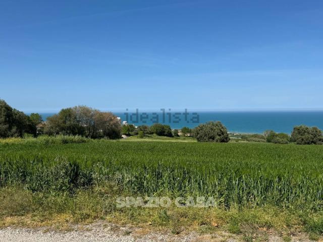 Terreno in vendita di 34261 m² in Contrada Asola
