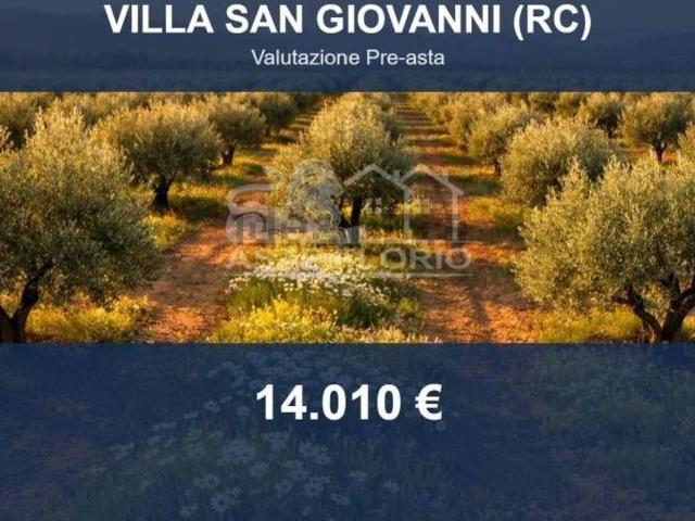 Terreno in vendita di 3439 m² in Via Nazionale Bolano