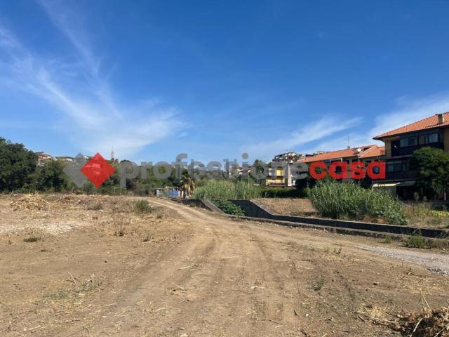 Terreno in vendita di 3554 m² in Via fosse della creta
