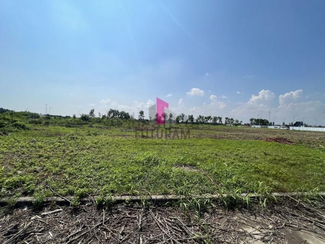 Terreno in vendita di 3500 m² in Via Pelosa
