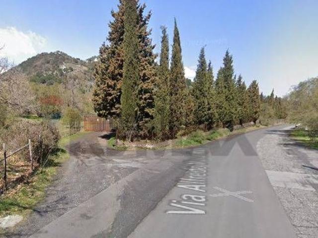 Terreno in vendita di 3650 m² in Via Alfredo Maria Mazzei