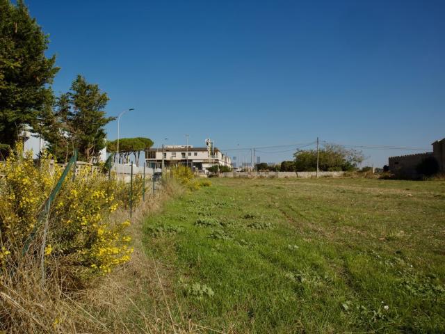 Terreno in vendita di 3638 m² in Via ferdinando gaetani