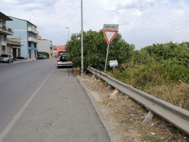 Terreno in vendita di 3750 m² in Viale Aldo Moro, 225