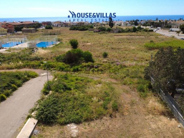 Terreno in vendita di 378 m² in Via C. Nastasi