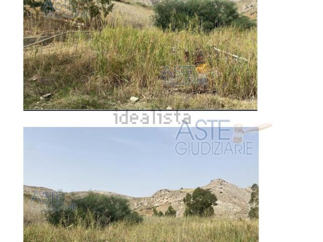 Terreno in vendita di 379910 m²