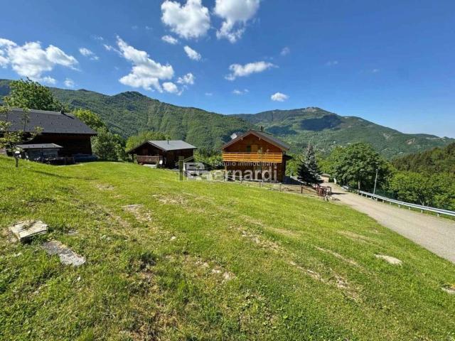 Terreno in vendita di 388 m² in Via ca Orsini