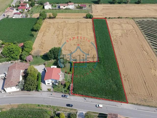 Terreno in vendita di 3977 m² in Via Garzara