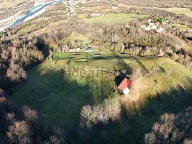 Terreno in vendita di 39390 m² in Località Stazzano