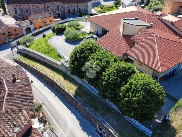 Terreno in vendita di 4094 m² in Via Allegri