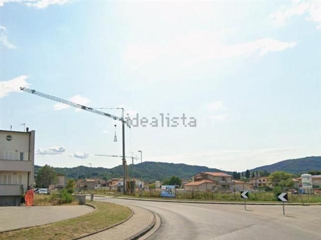 Terreno in vendita di 4000 m² in Via XXV Aprile