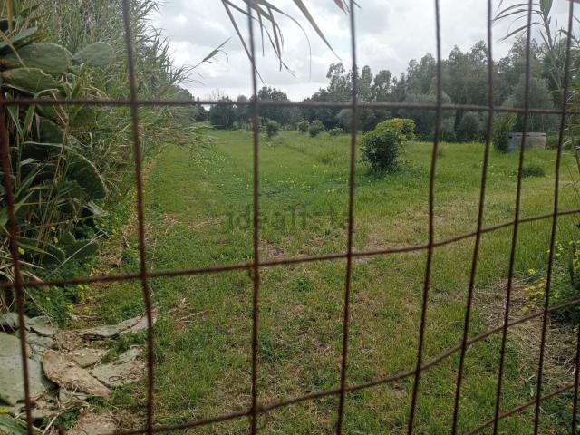 Terreno in vendita di 4000 m² in Via Sant&apos Elena