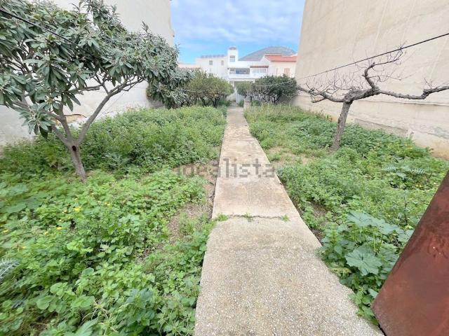 Terreno in vendita di 400 m² in Via delle Grazie
