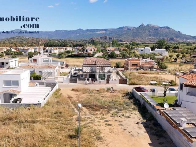 Terreno in vendita di 400 m² in Via Italia