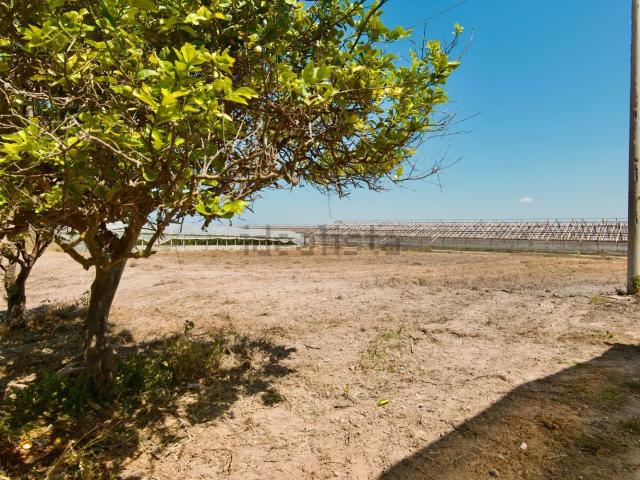 Terreno in vendita di 4020 m² in Contrada Passo Marinaro