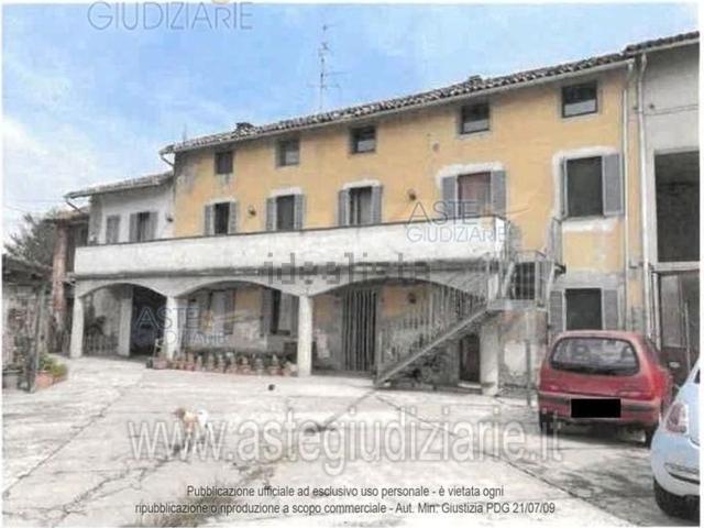 Terreno in vendita di 426 m² in Via Balzola