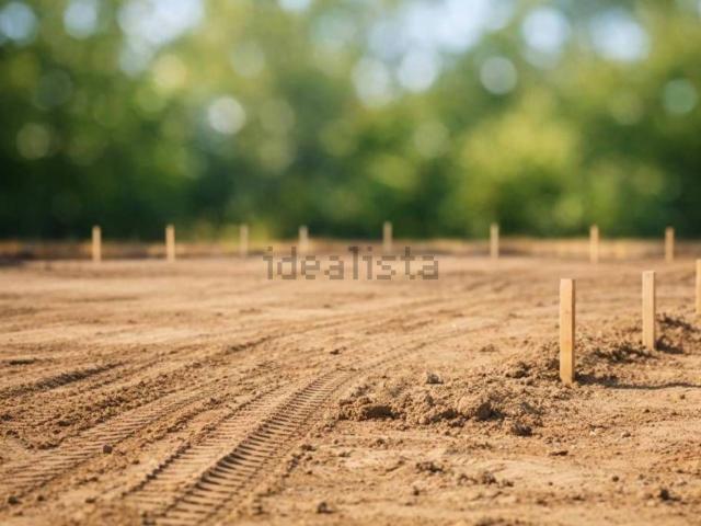 Terreno in vendita di 426 m² in Via Giovanni Nardi
