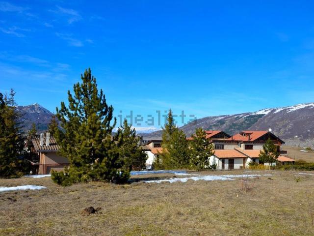 Terreno in vendita di 4270 m² in Via Giuseppe Faelli, 666