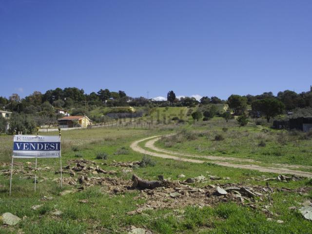 Terreno in vendita di 4285 m² in Strada Comunale Serra Perdosa, 120