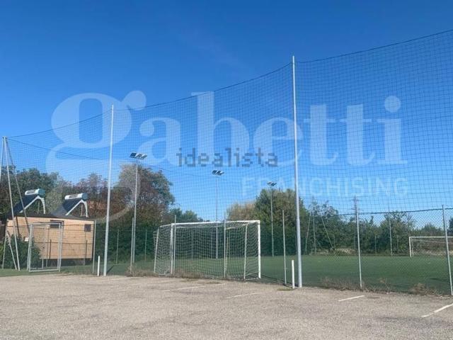 Terreno in vendita di 4200 m² in Via Madonna Dei Prati, 891