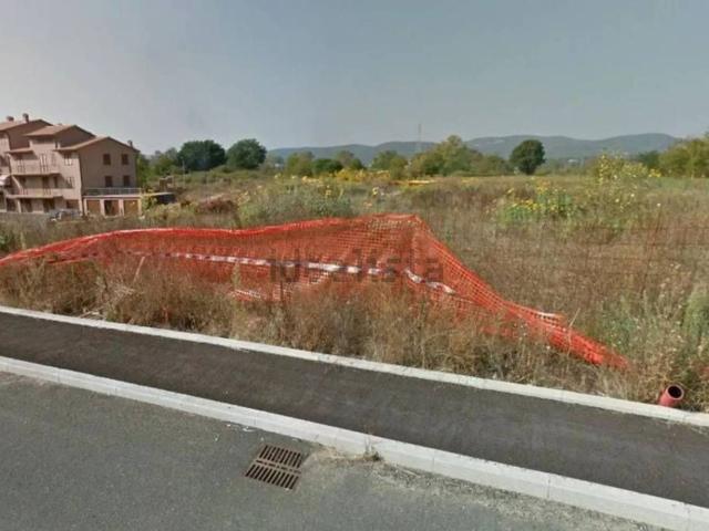 Terreno in vendita di 4541 m² in Via di Casalpiano