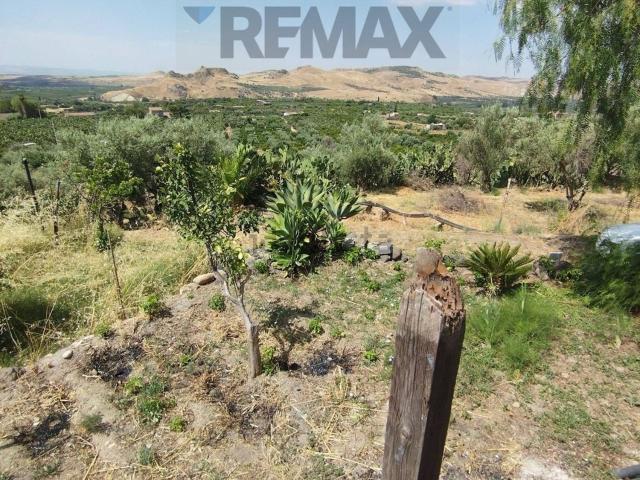 Terreno in vendita di 4800 m²