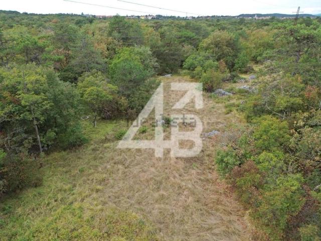 Terreno in vendita di 4820 m² in Strada Provinciale del Carso